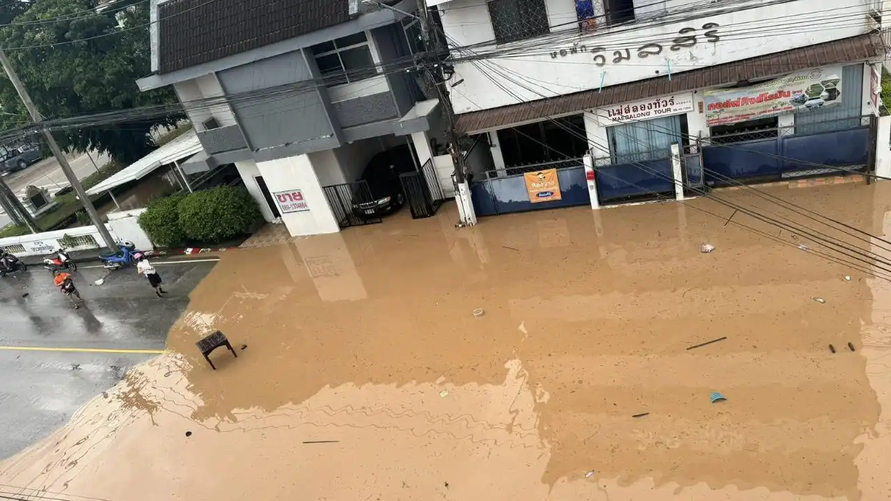 สถานการณ์ น้ำท่วม ตัวเมืองเชียงราย ย่านถนนประตูเชียงใหม่